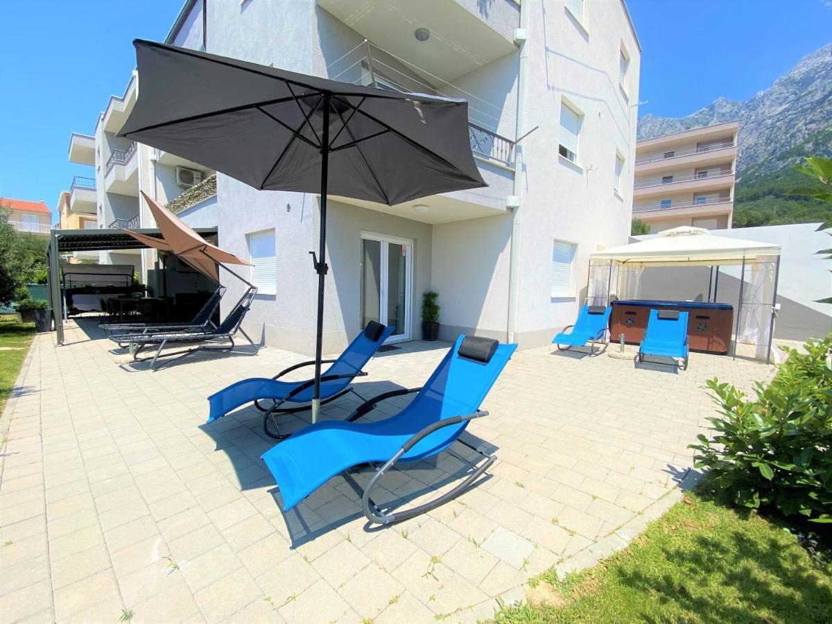 Lux Apartment Sea Shell With Jacuzzi Макарска Екстериор снимка