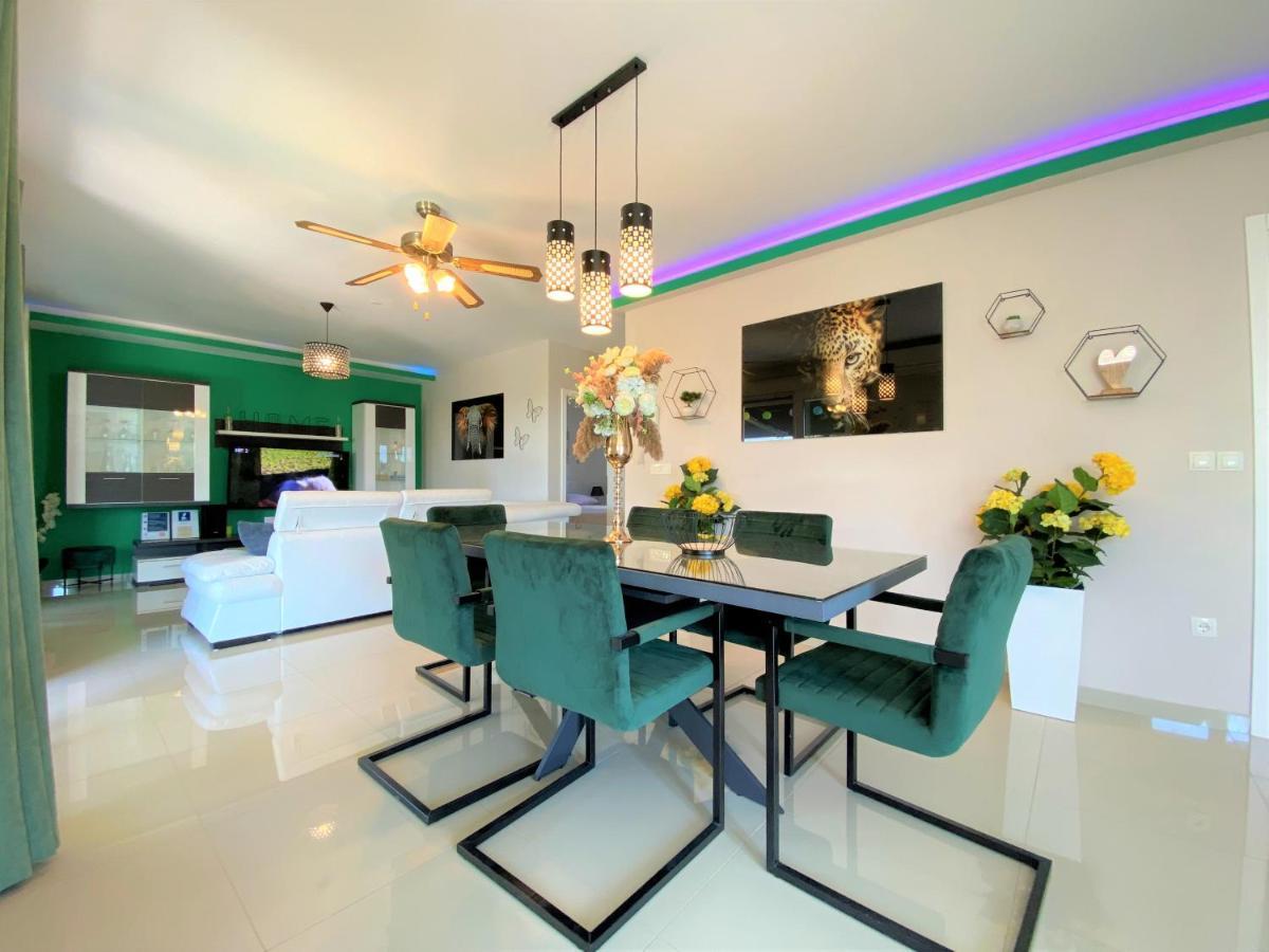 Lux Apartment Sea Shell With Jacuzzi Макарска Екстериор снимка