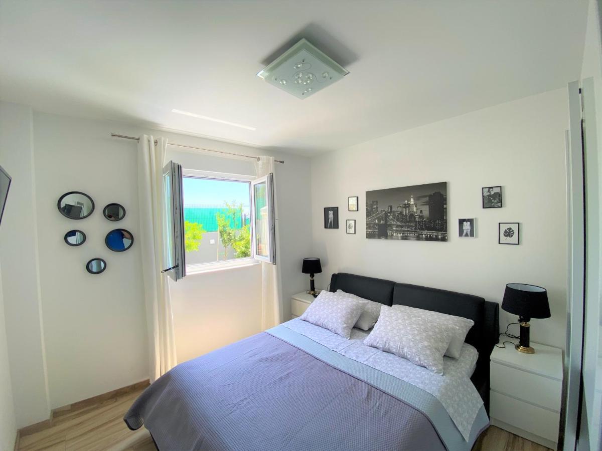 Lux Apartment Sea Shell With Jacuzzi Макарска Екстериор снимка